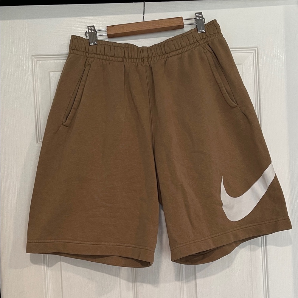 Nike Men's Brown Athletic Shorts with White Swoosh